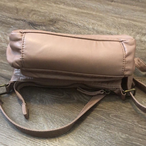 Cargo Crossbody bag, pinkish tan colour - Picture 9 of 13